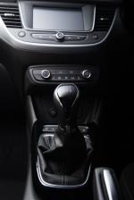Opel Crossland X 2017 года (ZA)